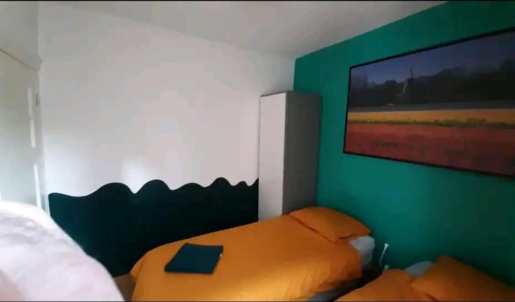 Nicole, Not For Parties, Not A Hotel, Room With Shared Bathroom, No Kitchen Amsterdam Eksteriør billede